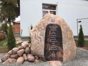 Granīta pieminekļi 51